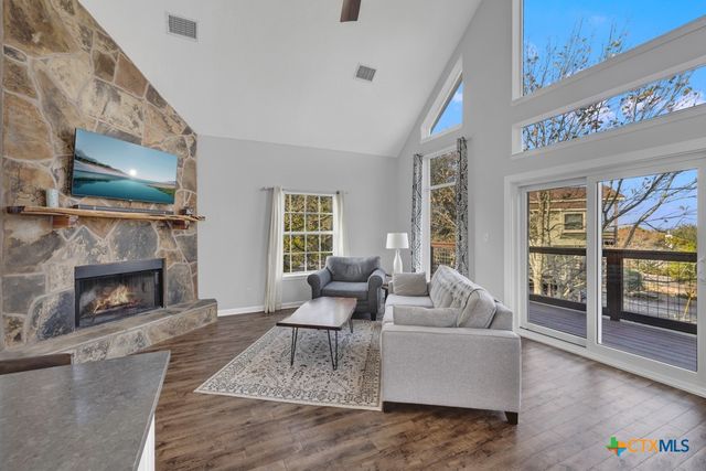 1156 Riviera Drive, Canyon Lake, TX 78133