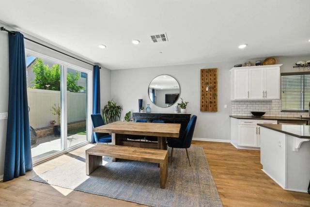 8672 Camden Dr, Santee, CA 92071