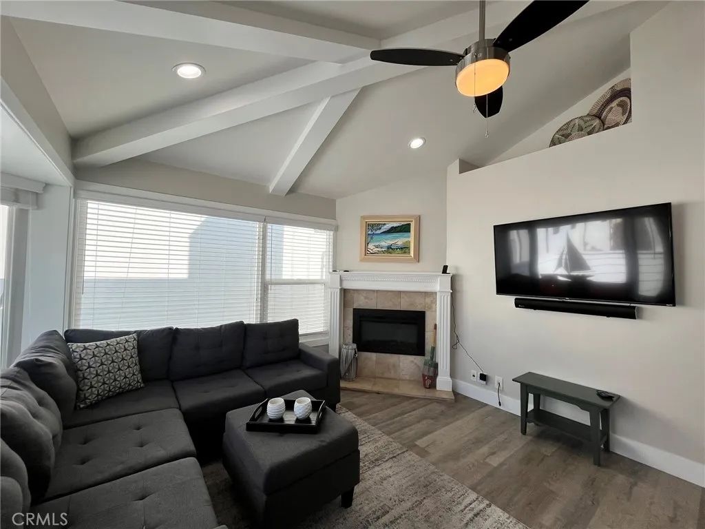 602 Narcissus Avenue, Corona Del Mar, CA 92625