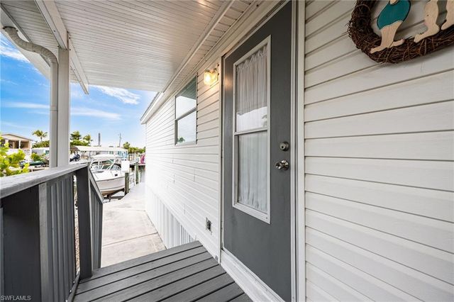 3811 Blueberry LN, St. James City, FL 33956