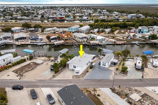 3811 Blueberry LN, St. James City, FL 33956