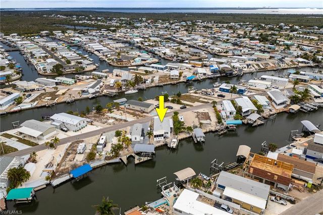 3811 Blueberry LN, St. James City, FL 33956