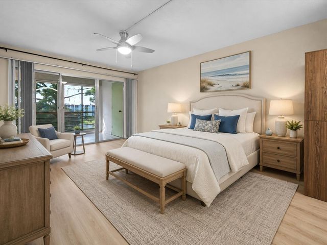 3755 Via Poinciana 611, Greenacres, FL 33467
