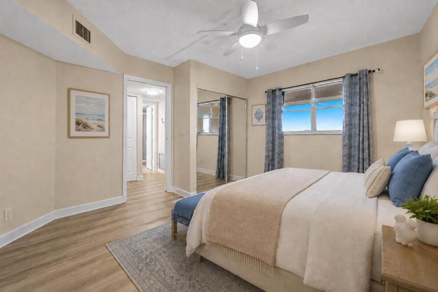3755 Via Poinciana 611, Greenacres, FL 33467