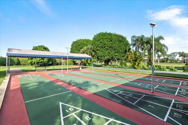 3755 Via Poinciana 611, Greenacres, FL 33467