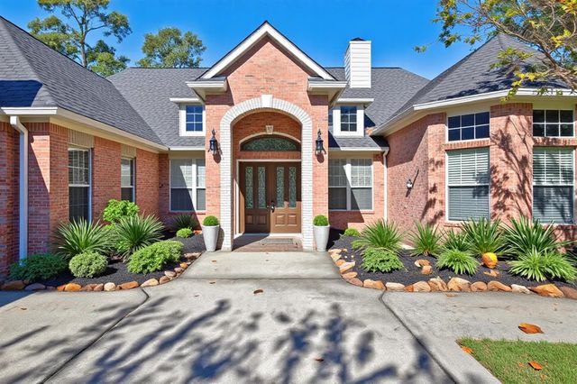 14222 Spring Pines Drive, Tomball, TX 77375