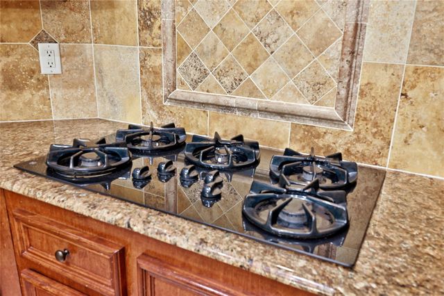 14222 Spring Pines Drive, Tomball, TX 77375