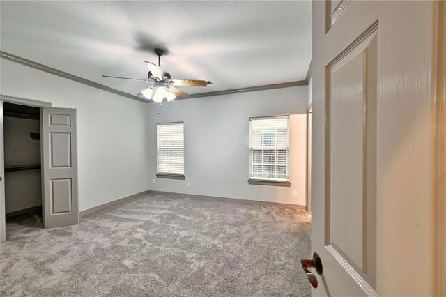 14222 Spring Pines Drive, Tomball, TX 77375