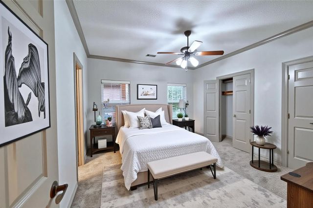 14222 Spring Pines Drive, Tomball, TX 77375