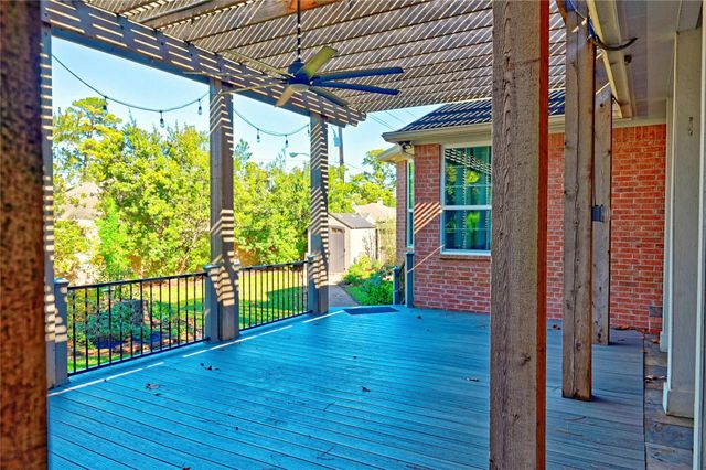 14222 Spring Pines Drive, Tomball, TX 77375