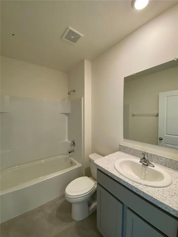 113 HICKORY COURSE LOOP, Ocala, FL 34472