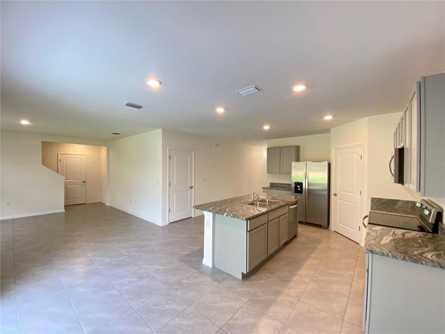 113 HICKORY COURSE LOOP, Ocala, FL 34472