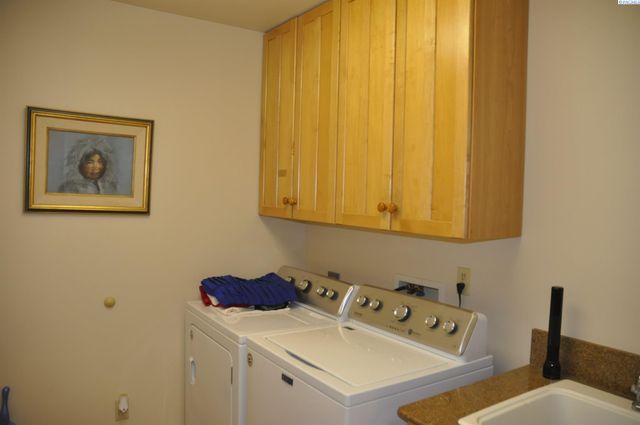 580-582 SE Shoemaker Pl, Pullman, WA 99163