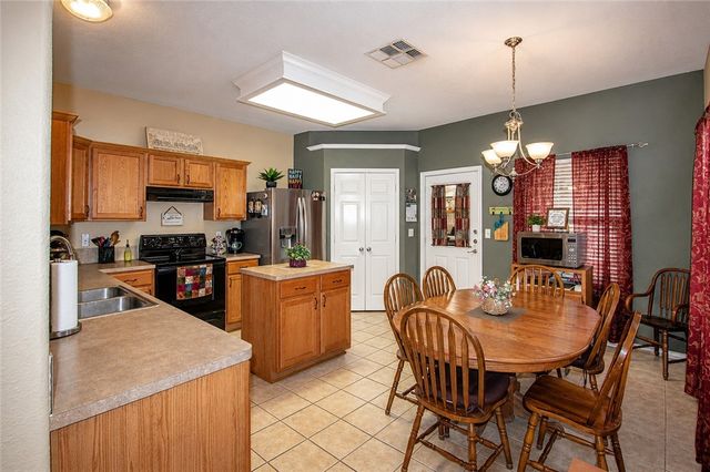 2021 Overland TRL, Corpus Christi, TX 78410