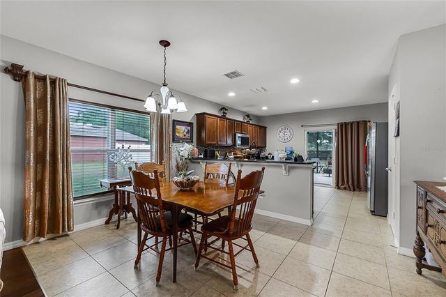 913 BENDING OAK TRAIL, Winter Garden, FL 34787