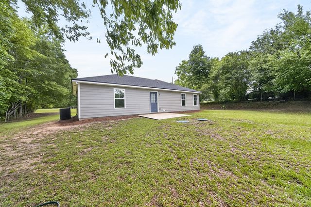 1048 Lee Road 0295, Smiths Station, AL 36877
