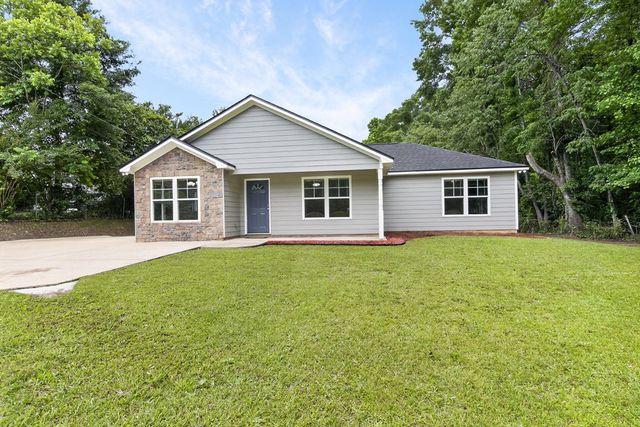 1048 Lee Road 0295, Smiths Station, AL 36877