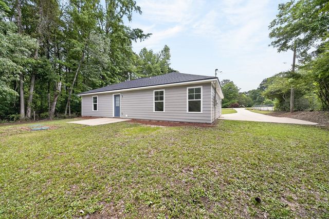 1048 Lee Road 0295, Smiths Station, AL 36877