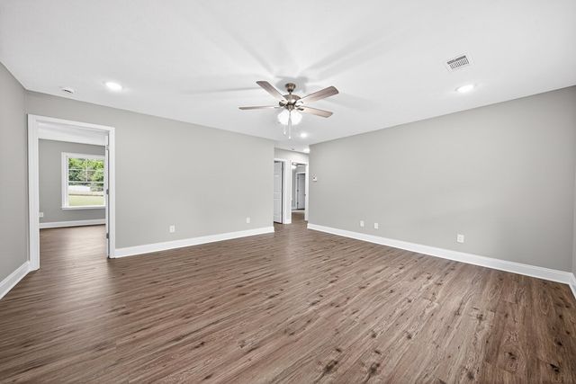 1048 Lee Road 0295, Smiths Station, AL 36877