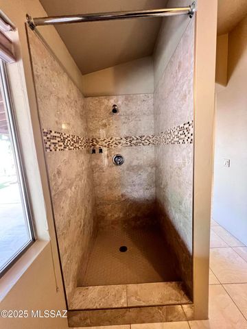 8679 N Ahwatukee Way, Tucson, AZ 85743