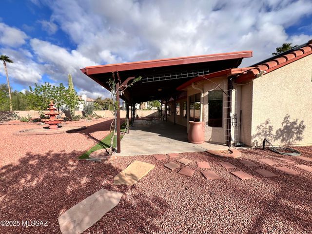 8679 N Ahwatukee Way, Tucson, AZ 85743
