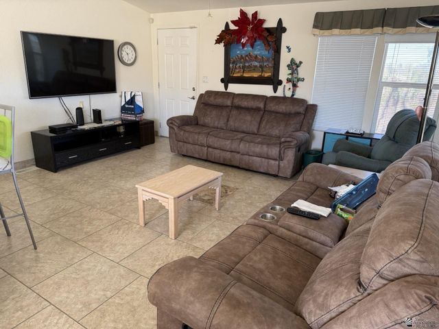 10355 S Gwen De Fortuna Cir, Yuma, AZ 85367