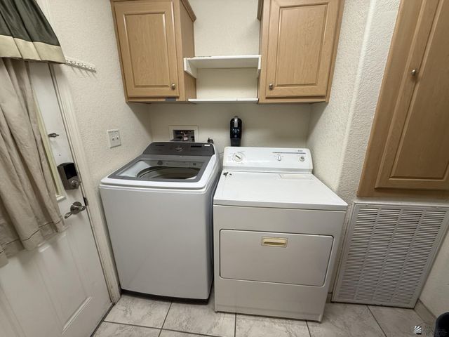 10355 S Gwen De Fortuna Cir, Yuma, AZ 85367