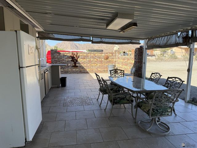 10355 S Gwen De Fortuna Cir, Yuma, AZ 85367