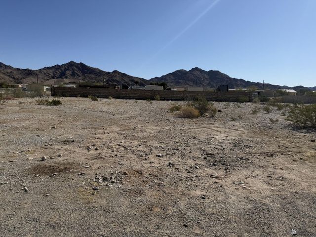 10355 S Gwen De Fortuna Cir, Yuma, AZ 85367