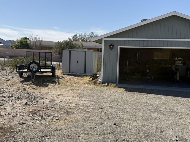 10355 S Gwen De Fortuna Cir, Yuma, AZ 85367