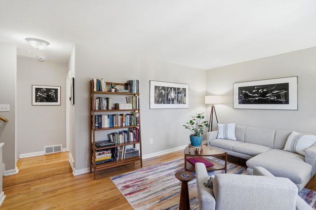 420 General Drive, Fort Wright, KY 41011