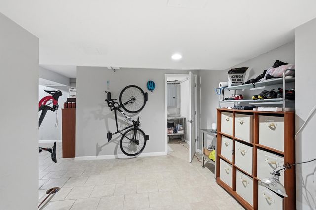 420 General Drive, Fort Wright, KY 41011