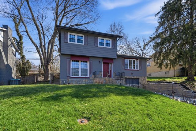 420 General Drive, Fort Wright, KY 41011