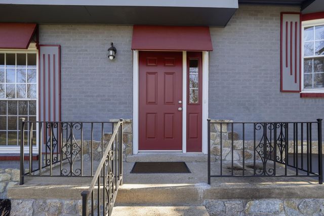 420 General Drive, Fort Wright, KY 41011