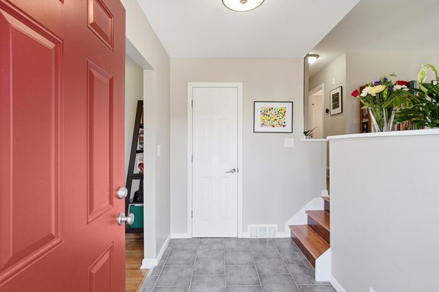 420 General Drive, Fort Wright, KY 41011