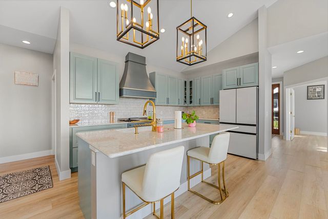 4239 Eagles View, Traverse City, MI 49684