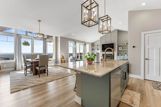 4239 Eagles View, Traverse City, MI 49684