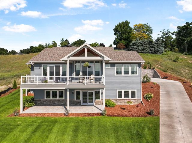 4239 Eagles View, Traverse City, MI 49684