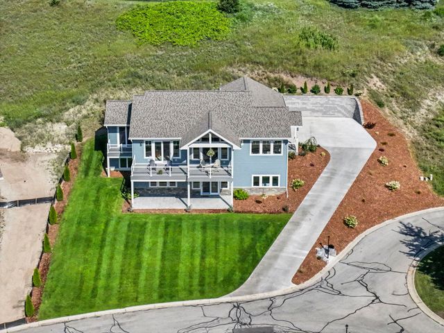 4239 Eagles View, Traverse City, MI 49684