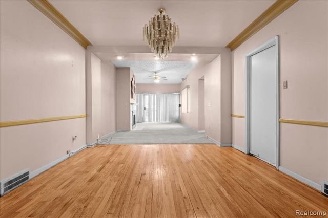 18623 Roselawn Street, Detroit, MI 48221