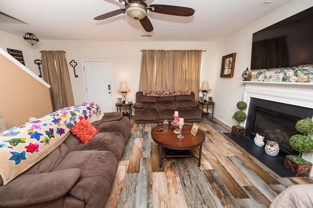 267 Castleton Circle, Boiling Springs, SC 29316