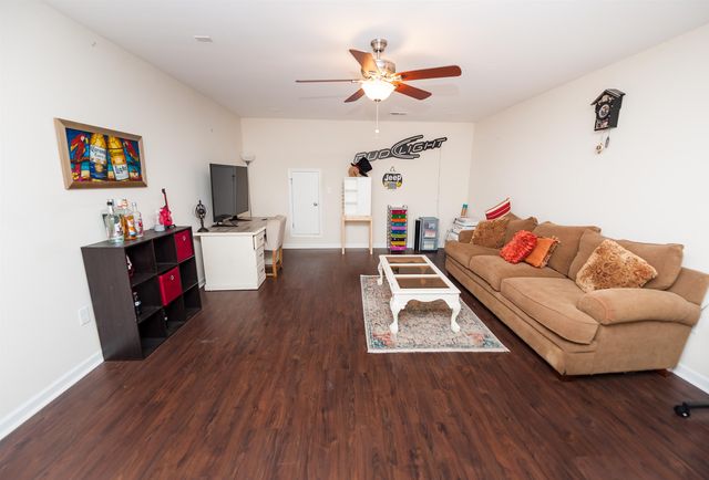 267 Castleton Circle, Boiling Springs, SC 29316
