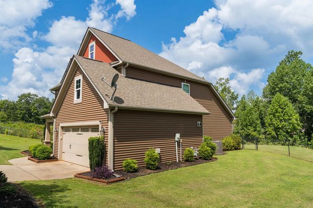267 Castleton Circle, Boiling Springs, SC 29316