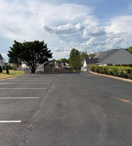 267 Castleton Circle, Boiling Springs, SC 29316