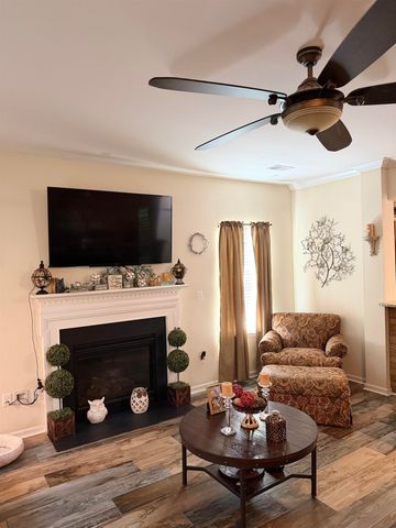 267 Castleton Circle, Boiling Springs, SC 29316