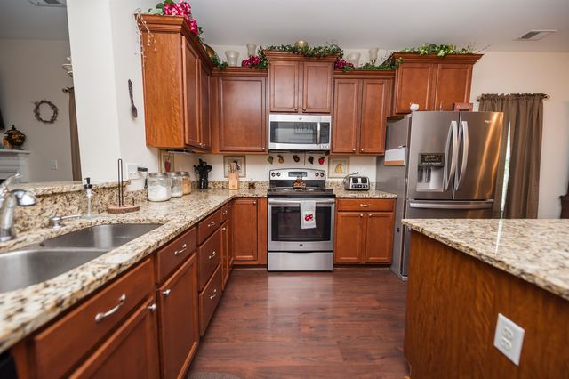 267 Castleton Circle, Boiling Springs, SC 29316