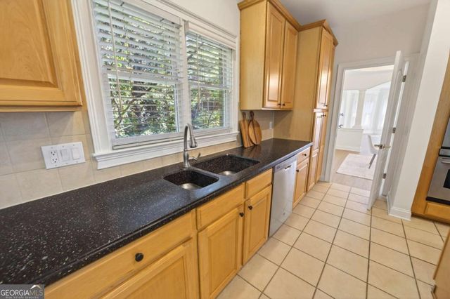 2274 Norbury Drive SE, Smyrna, GA 30080