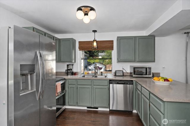 20502 122nd Street Ct E, Bonney Lake, WA 98391