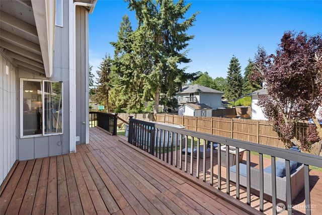 20502 122nd Street Ct E, Bonney Lake, WA 98391