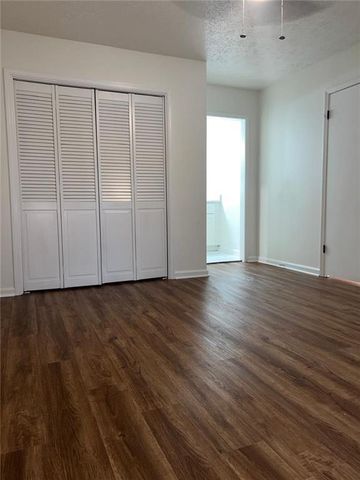 300 E Burns Court SE D, Marietta, GA 30008